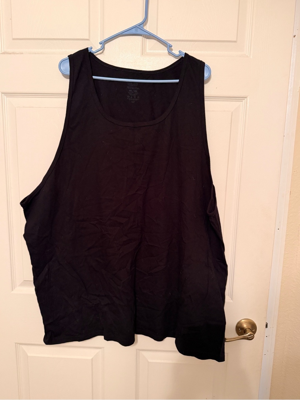 Fruit of the Loom Black Tank Top Size Large Like New